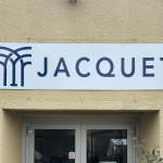 Image d'un panneau enseigne