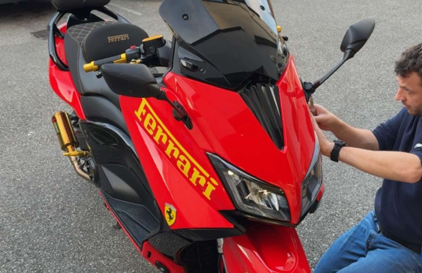 Image d'un flocage de moto professionnelle